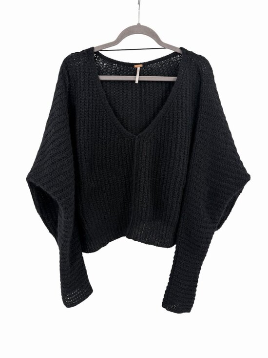 Free People Sweaters - FREE PEOPLE Women's Black Semi-Loose Knit Oversize Alpaca Blend Crop Sweater SM